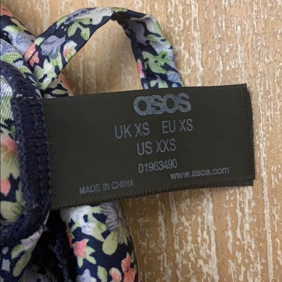 ASOS Teddy Romper Navy Flowered XXS - Picture 4 of 5